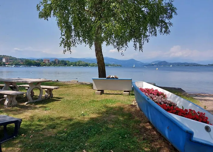 Bnbook Magico Lägenhet Dormelletto