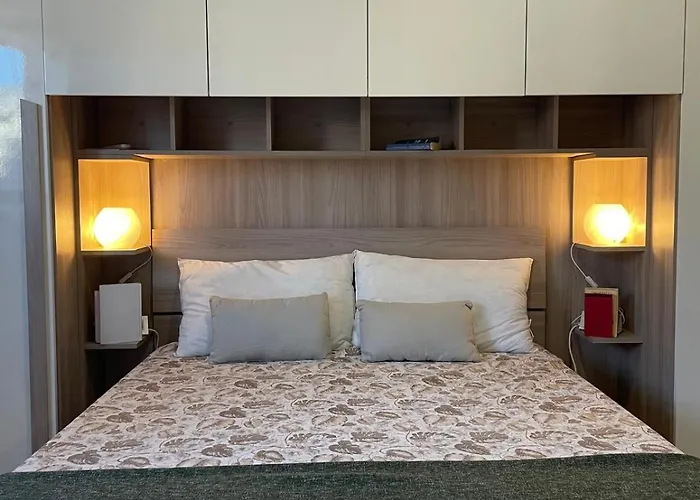 Bnbook Magico Lägenhet Dormelletto