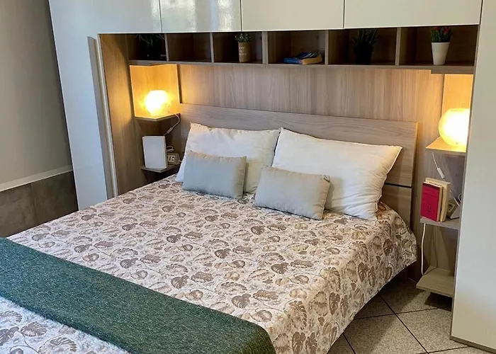 Bnbook Magico Lägenhet Dormelletto